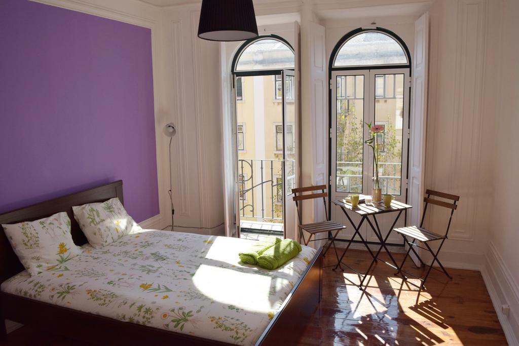 Nations Rooms Лиссабон Номер фото